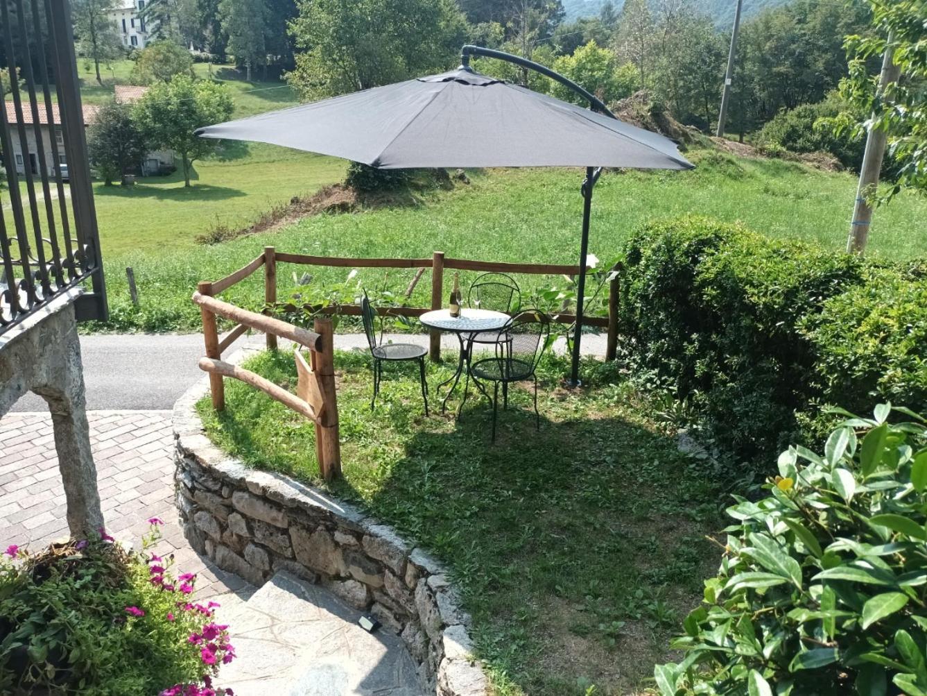 Farmhouse Of Grandfather Chek Μπελάτζιο Εξωτερικό φωτογραφία